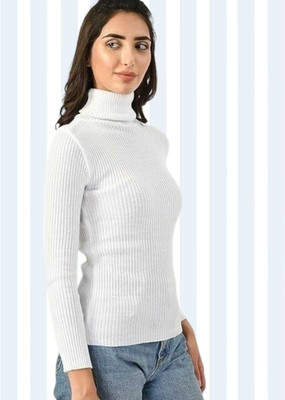 PD CLORI Solid Women Round Neck White T-Shirt