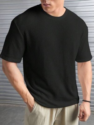 FN3 Self Design Men Round Neck Black T-Shirt