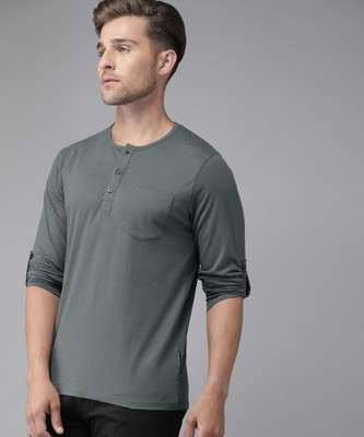 Roadster Solid Men Henley Neck Grey T-Shirt