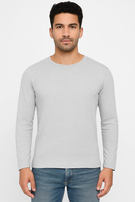 LARRY & EVA Solid Men Round Neck Grey T-Shirt