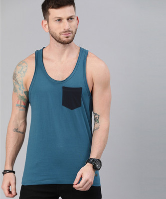 Roadster Solid Men Round Neck Blue T-Shirt