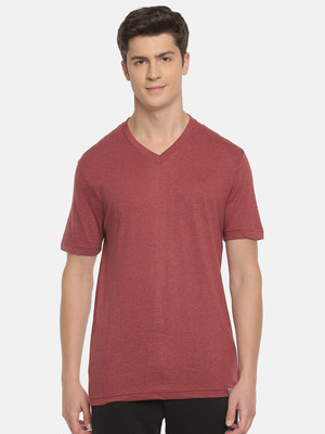 Macroman M-Series Self Design Men V Neck Maroon T-Shirt