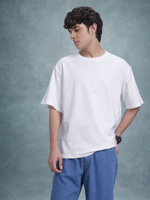 Roadster Solid Men Round Neck White T-Shirt