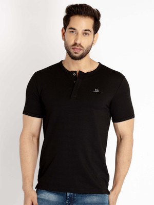 Status Quo Solid Men Henley Neck Black T-Shirt