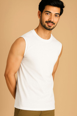 JB Jangoboy Solid Men Round Neck White T-Shirt