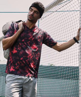 CAMPUS SUTRA Printed Men V Neck Multicolor T-Shirt
