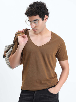 SHOWOFFFF Solid Men V Neck Brown T-Shirt