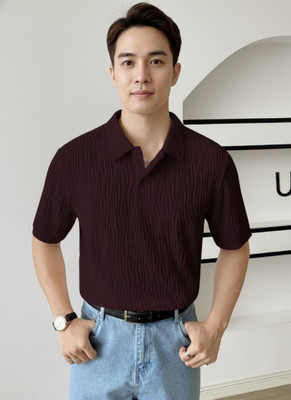 Leriya Fashion Self Design Men Polo Neck Maroon T-Shirt