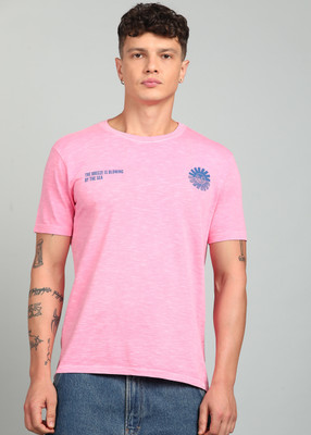 United Colors of Benetton Solid Men Round Neck Pink T-Shirt
