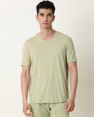 RARE RABBIT Solid Men Round Neck Green T-Shirt