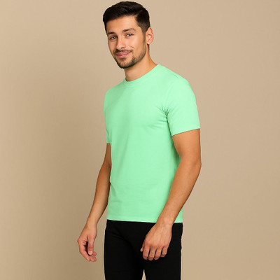 firrach Solid Men Round Neck Green T-Shirt