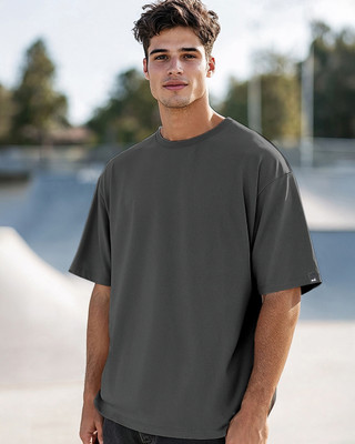 BEWAKOOF Solid Men Round Neck Grey T-Shirt