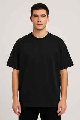 The Legacy Fashion Solid Men Round Neck Black T-Shirt