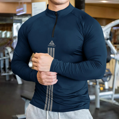 GAARRBLY Colorblock Men High Neck Navy Blue T-Shirt