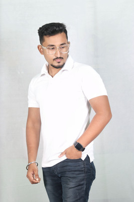 Gumnaam Solid Men Polo Neck White T-Shirt