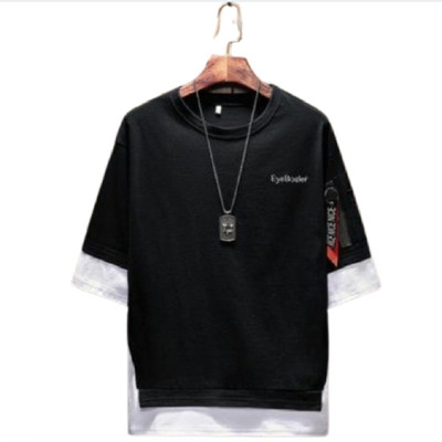 TARSHI Solid Men Round Neck Black T-Shirt