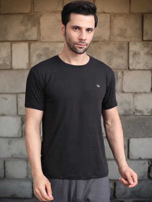 Bamboo Breeze Self Design, Printed Men Round Neck Black T-Shirt