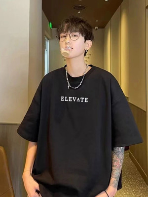 RIGO Typography Men Round Neck Black T-Shirt