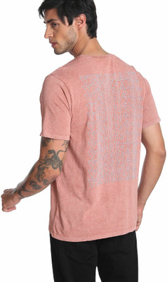 FLYING MACHINE Printed, Typography Men Round Neck Pink T-Shirt