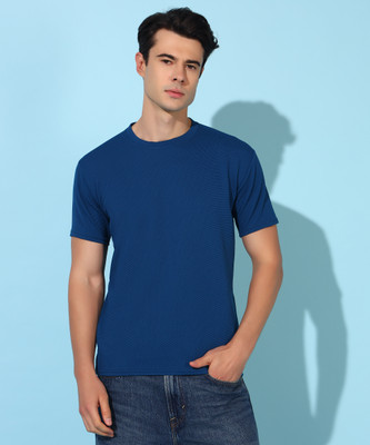 Christy World Solid Men Round Neck Blue T-Shirt