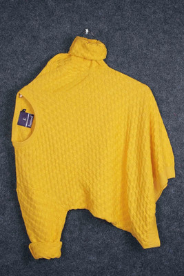 Grownk Solid Men Round Neck Yellow T-Shirt