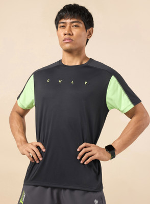 Cult Solid Men Round Neck Black T-Shirt