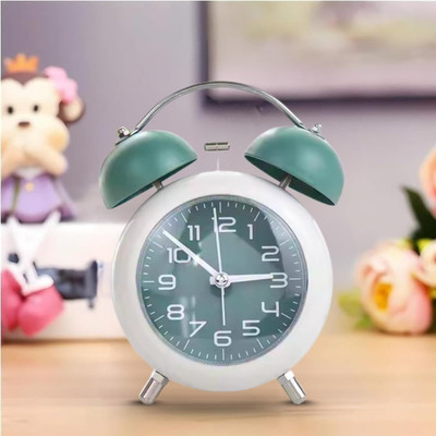 DUANT Analog Green Clock