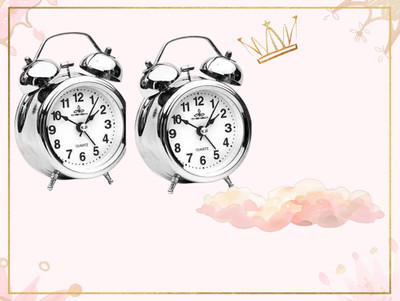 ONEKLIK Analog Silver Clock