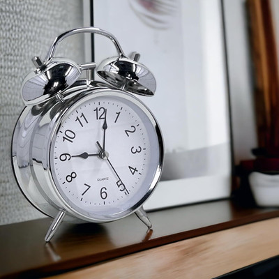 SHREESHAYAMTRADER Analog Silver Clock