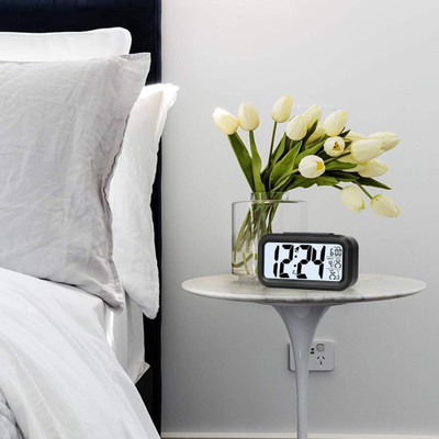 VOLTegIC Digital Black Clock