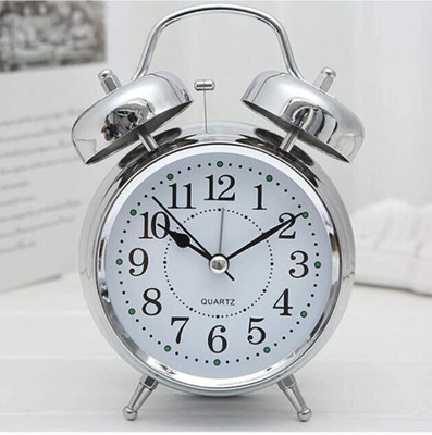 sakimo Analog Silver Clock