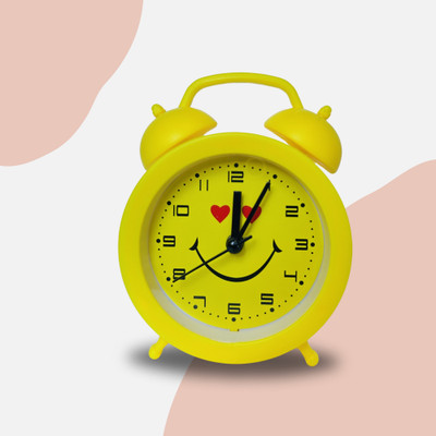 PRIMESTYLE Analog Yellow Clock