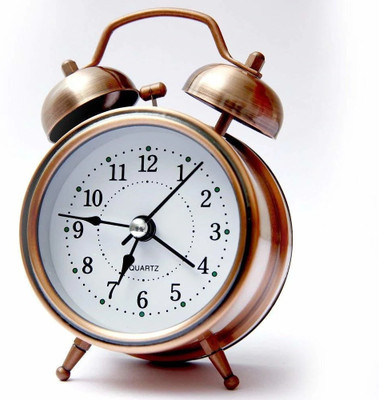 deadly Analog Golden Clock