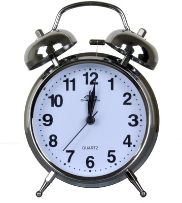 EfinitoGifts Analog Silver Clock