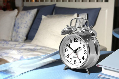 deadly Analog Silver Clock