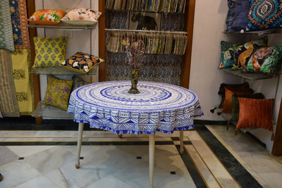 RajoDyana Cotton 6 Seater Printed Table Cover(Blue)