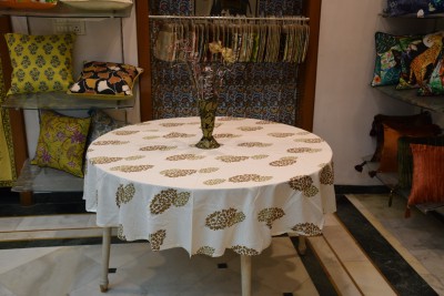 Miyanbazaz textiles Printed 6 Seater Table Cover(Gold, Cotton)