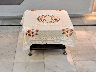 EASTTARDOMM Cotton 2 Seater Floral Table Cover(Cream (Small) (40x40 Inches), Net Cloth)