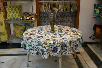 RajoDyana Cotton 6 Seater Printed Table Cover(Multicolor)