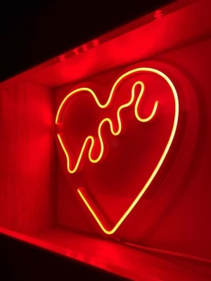 VYNES HEART LOVE LED Neon Signs Light LED Art Decorative Sign - Wall Decor/Table Decor Night Lamp(12 cm, Red)
