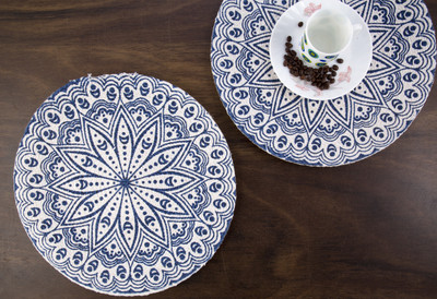 Kravika Round Pack of 2 Table Placemat(Blue, White, Cotton)