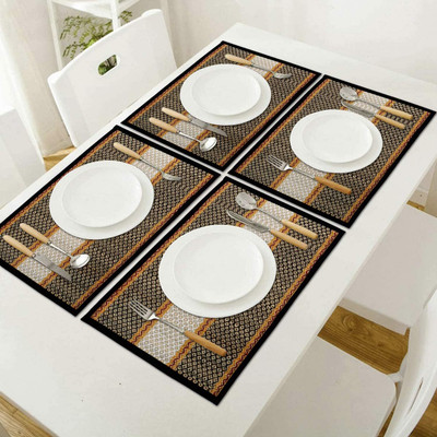 orric Rectangular Pack of 4 Table Placemat(Black, River Grass)