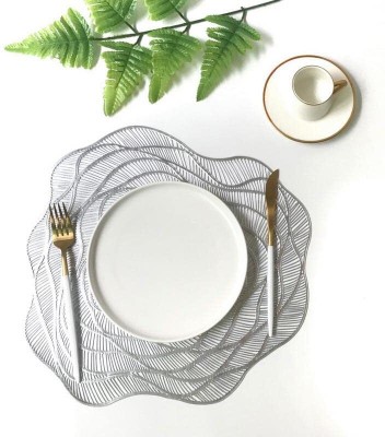 HomeCloud Oval Pack of 1 Table Placemat(Silver, PVC)