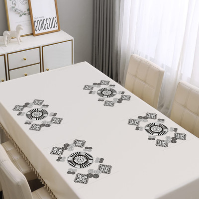 Flipkart SmartBuy Rectangular Pack of 4 Table Placemat(Black, White, PVC)