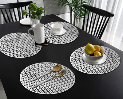 DPA Collection Round Pack of 4 Table Placemat(Silver, PVC)