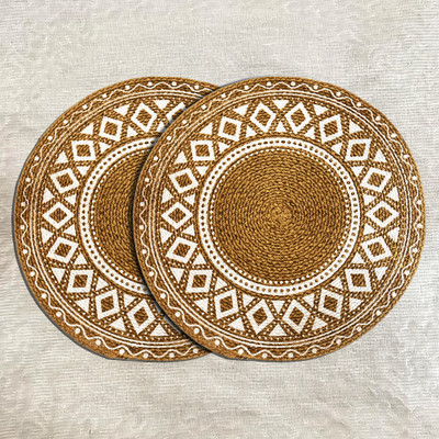 Artistic Den Round Pack of 1 Table Placemat(Beige, Cotton)