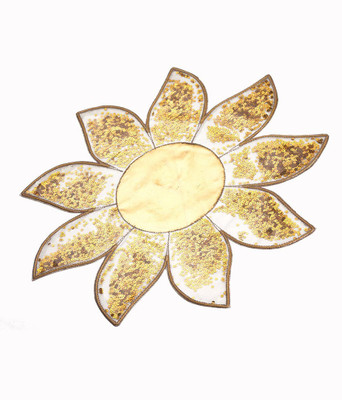 Srajanaa Round Pack of 1 Table Placemat(Gold, Plastic)