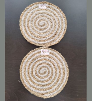 BulkySanta Round Pack of 2 Table Placemat(Beige, White, Cotton, Jute)