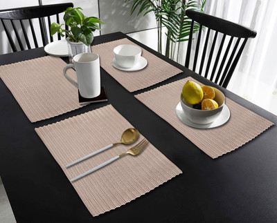 DPA Collection Rectangular Pack of 4 Table Placemat(Gold, PVC)