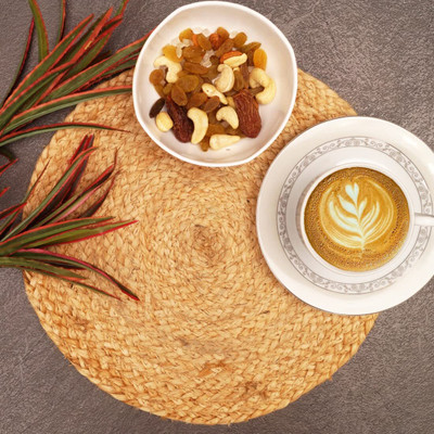 TH Creative Round Pack of 1 Table Placemat(Beige, Jute)